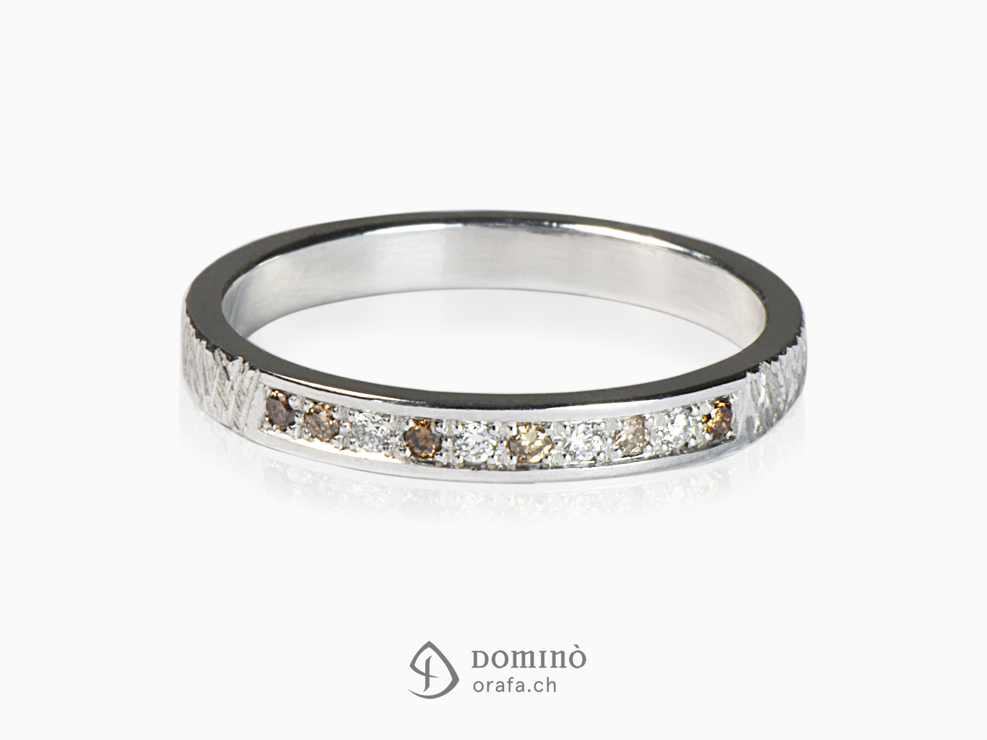anello-10-diamanti-incolore-cognac-brown-oro-bianco