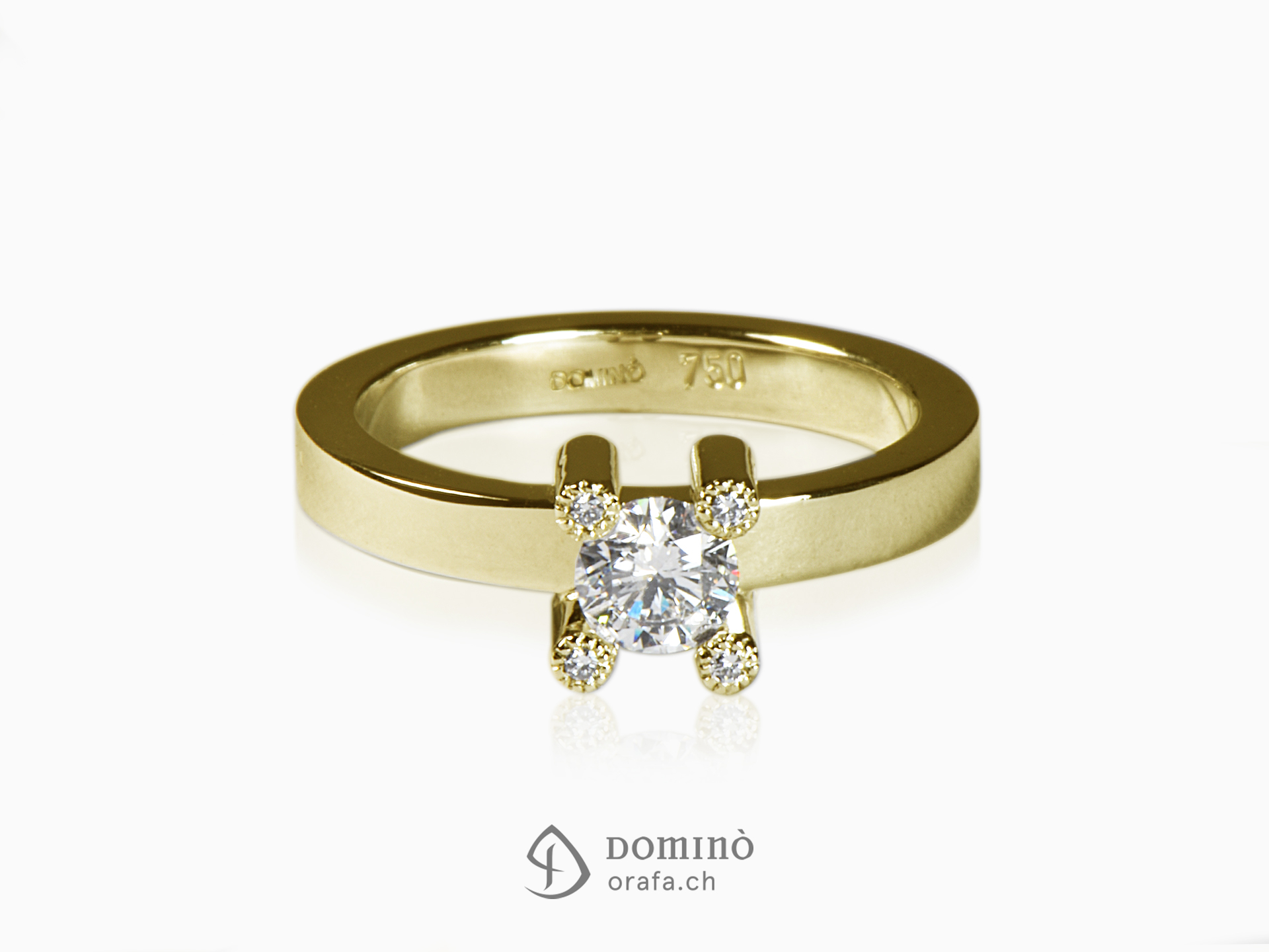 anello-diamante-centrale-4-diamanti-griffes-oro-giallo