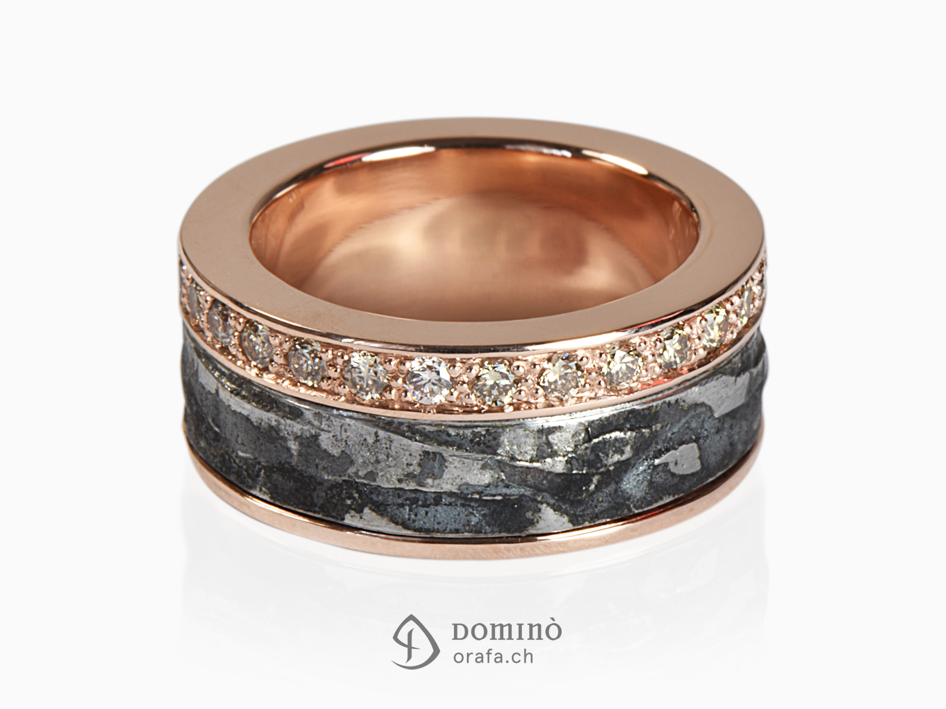 anello-ferro-metallo-prezioso-diamanti-incolore-sfumati-brown-oro-rosso