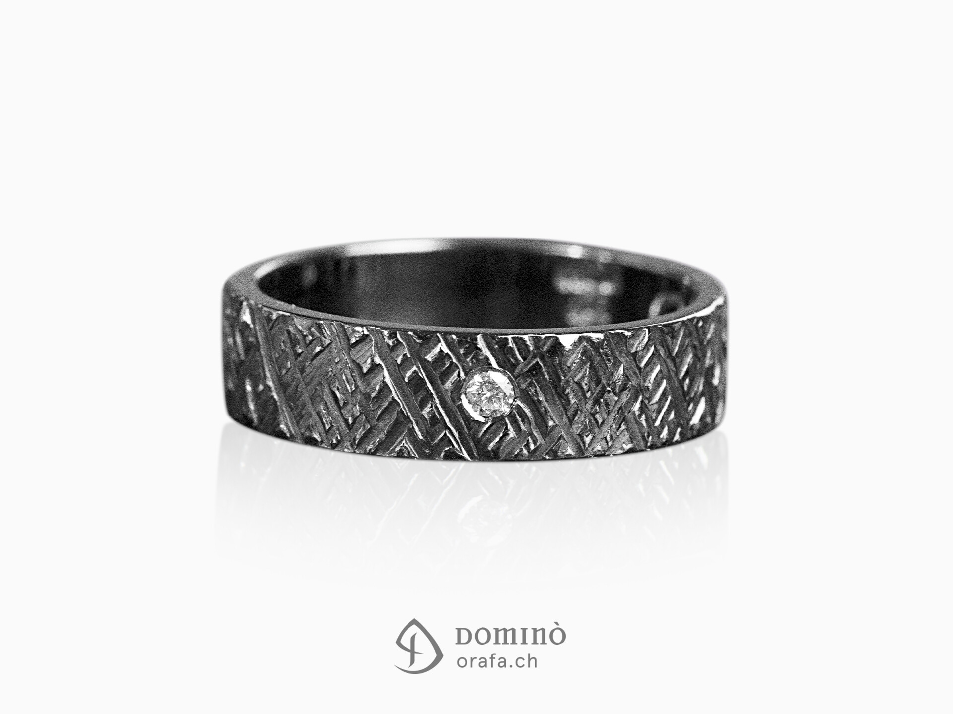 Black rhodium crossed Lines ring with diamond