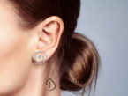 Rose earrings with diamonds 